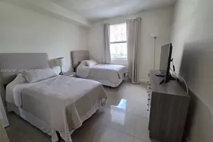 17150 N Bay Rd, Sunny Isles Beach, FL 33160 - Photo 9