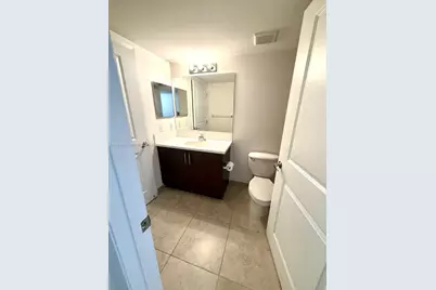 2425 SW 22nd Ter #505, Miami, FL 33145 - Photo 5