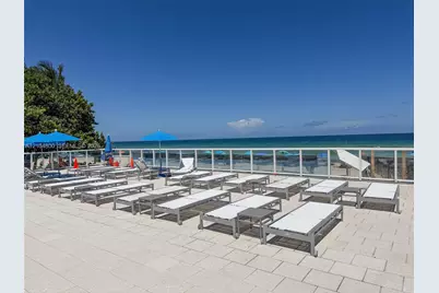 19201 Collins Ave #924, Sunny Isles Beach, FL 33160 - Photo 17