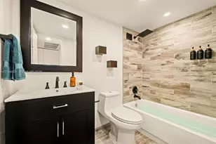 19201 Collins Ave, Sunny Isles Beach, FL 33160 - Photo 11