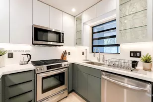 2400 NE 5th Ave, Wilton Manors, FL 33305 - Photo 9