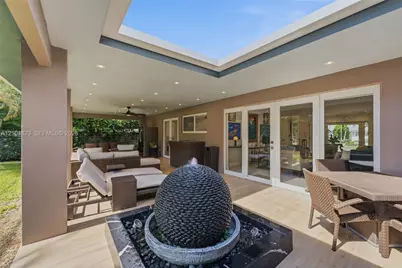 291 E Shore Dr E, Miami, FL 33133 - Photo 49
