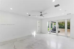 291 E Shore Dr E, Miami, FL 33133 - Photo 27