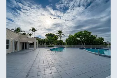 3433 NW 44th St #108, Oakland Park, FL 33309 - Photo 3