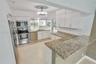 5250 SW 4th Ct, Plantation, FL 33317 - Photo 11