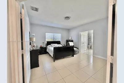 9011 NW 162nd Ter #9011, Miami Lakes, FL 33018 - Photo 19