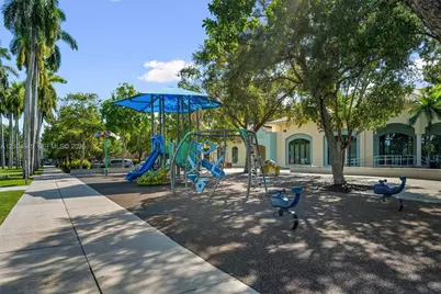 5055 NW 7th St #908, Miami, FL 33126 - Photo 39