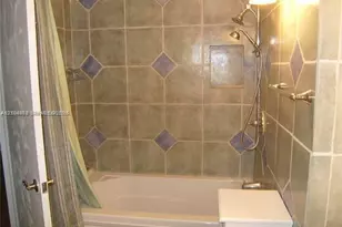3129 Oakland Shores Dr, Oakland Park, FL 33309 - Photo 5