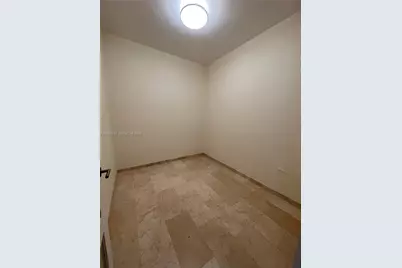 68 SE 6th St #909, Miami, FL 33131 - Photo 15