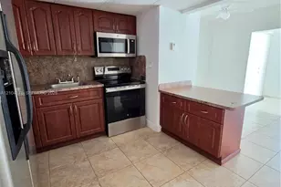 10972 SW 4th St, Sweetwater, FL 33174 - Photo 5