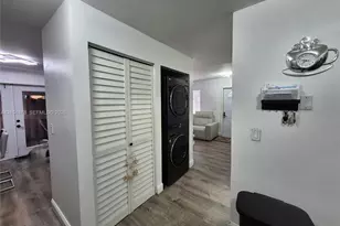 203 NE 12th Ave, Homestead, FL 33030 - Photo 11