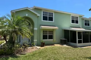 2058 SE Wild Meadow Cir, Port Saint Lucie, FL 34952 - Photo 13