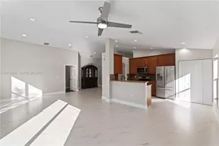 14340 NW 11th St, Pembroke Pines, FL 33028 - Photo 5