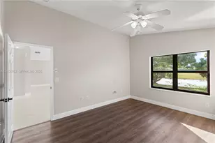 14340 NW 11th St, Pembroke Pines, FL 33028 - Photo 13