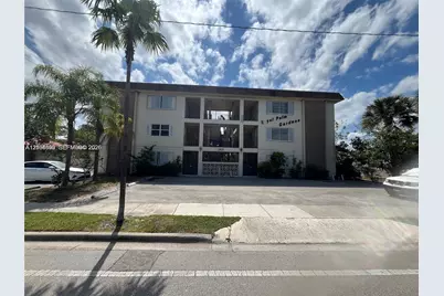 348 S Federal Hwy #3, Dania Beach, FL 33004 - Photo 1