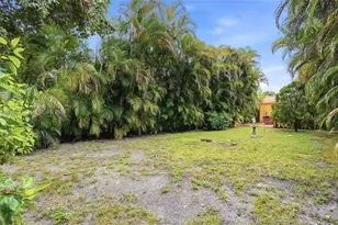 2347 SW 18th St, Miami, FL 33145 - Photo 21