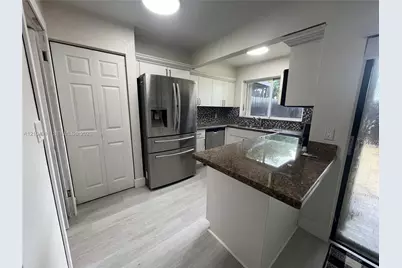6500 Kendale Lakes Dr #103, Miami, FL 33183 - Photo 5