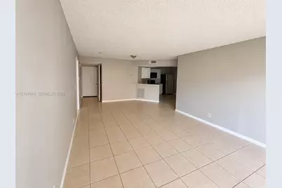 8821 Wiles Rd #102, Coral Springs, FL 33067 - Photo 5