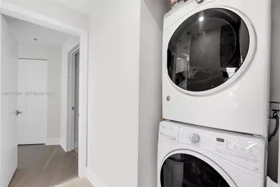 808 Brickell Key Dr #1006, Miami, FL 33131 - Photo 21