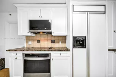 199 Ocean Lane Dr #305, Key Biscayne, FL 33149 - Photo 23