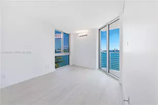 335 S Biscayne Blvd, Miami, FL 33131 - Photo 17