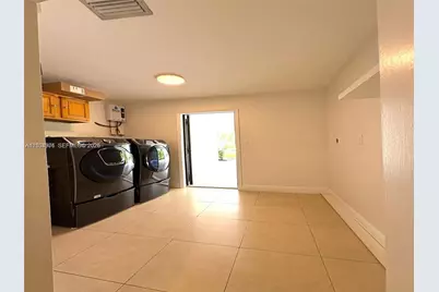 10431 SW 54th St #10431, Miami, FL 33165 - Photo 13