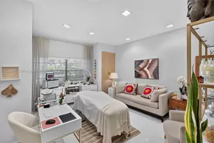 1020 NE 107th St, Miami Shores, FL 33161 - Photo 27