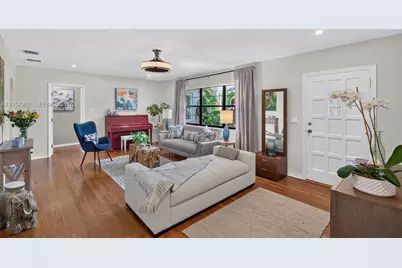 1020 NE 107th St, Miami Shores, FL 33161 - Photo 7