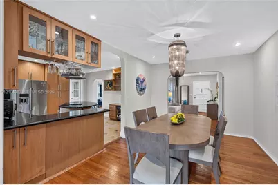 1020 NE 107th St, Miami Shores, FL 33161 - Photo 11