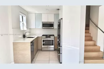 643 Jefferson Ave #11, Miami Beach, FL 33139 - Photo 3