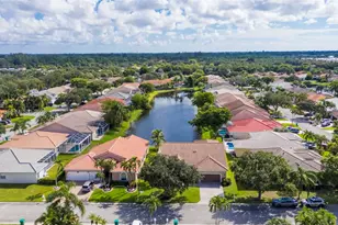 7360 NW 60th Ln, Parkland, FL 33067 - Photo 41