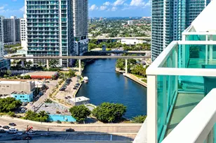 41 SE 5th St, Miami, FL 33131 - Photo 7
