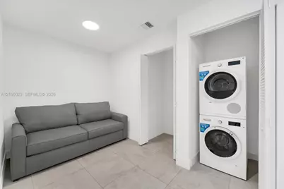 239 SW 9th St #1603, Miami, FL 33130 - Photo 9
