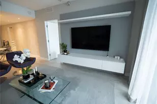 45 SW 9th St, Miami, FL 33130 - Photo 3