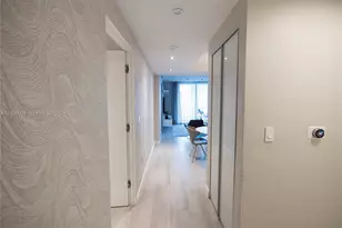 45 SW 9th St, Miami, FL 33130 - Photo 21