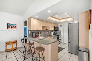 461 SW 89th Ct, Miami, FL 33174 - Photo 7
