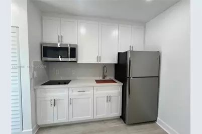 14766 SW 168th Ter #Efficency, Miami, FL 33187 - Photo 7