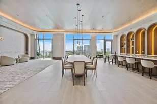 2411 Laguna Cir, Miami, FL 33180 - Photo 13