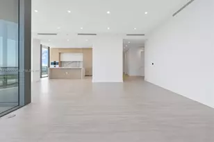 2411 Laguna Cir, Miami, FL 33180 - Photo 35
