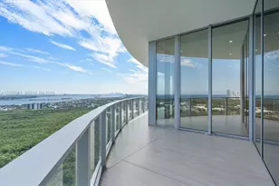 2411 Laguna Cir, Miami, FL 33180 - Photo 65