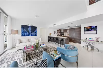 200 Biscayne Boulevard Way #904, Miami, FL 33131 - Photo 11