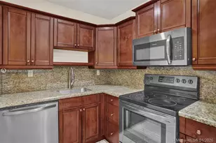 4050 NE 12th Terrace, Oakland Park, FL 33334 - Photo 5