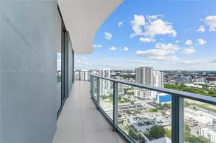 1400 Biscayne Blvd, Miami, FL 33132 - Photo 7