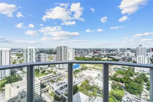 1400 Biscayne Blvd, Miami, FL 33132 - Photo 23
