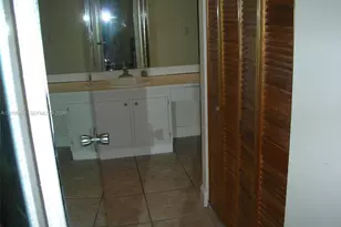 20379 W Country Club Dr, Aventura, FL 33180 - Photo 13