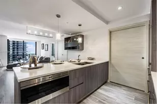 801 S Miami Ave, Miami, FL 33130 - Photo 3