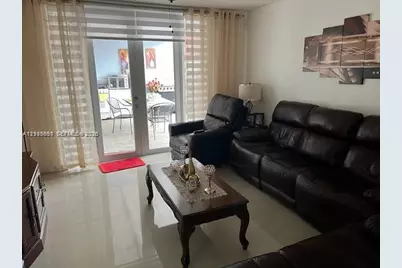 4211 W 10th Ln, Hialeah, FL 33012 - Photo 7