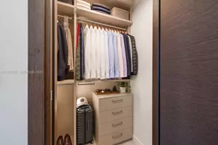 1000 Brickell Plaza, Miami, FL 33131 - Photo 25