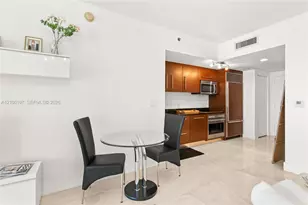 475 Brickell Ave, Miami, FL 33131 - Photo 21