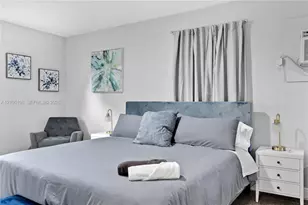 427 NE 107th St, Miami, FL 33161 - Photo 5